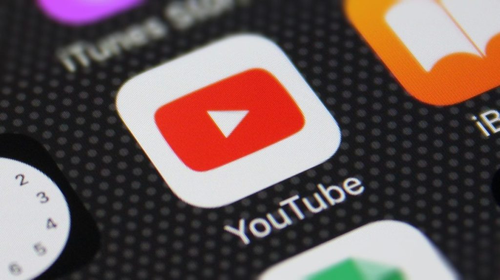 YouTube 更新政策：打擊 AI 低質內容，保障創作者收益｜trafficholic AI趨勢
